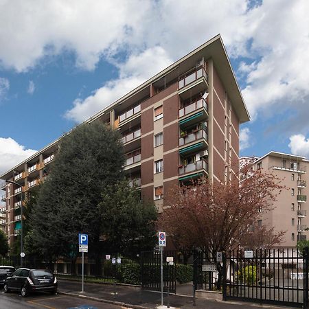 Classbnb - Designer Apartment In The Niguarda Area ميلان المظهر الخارجي الصورة